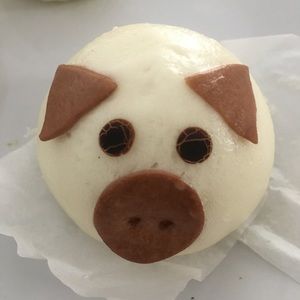 Meet your Posher, Trix